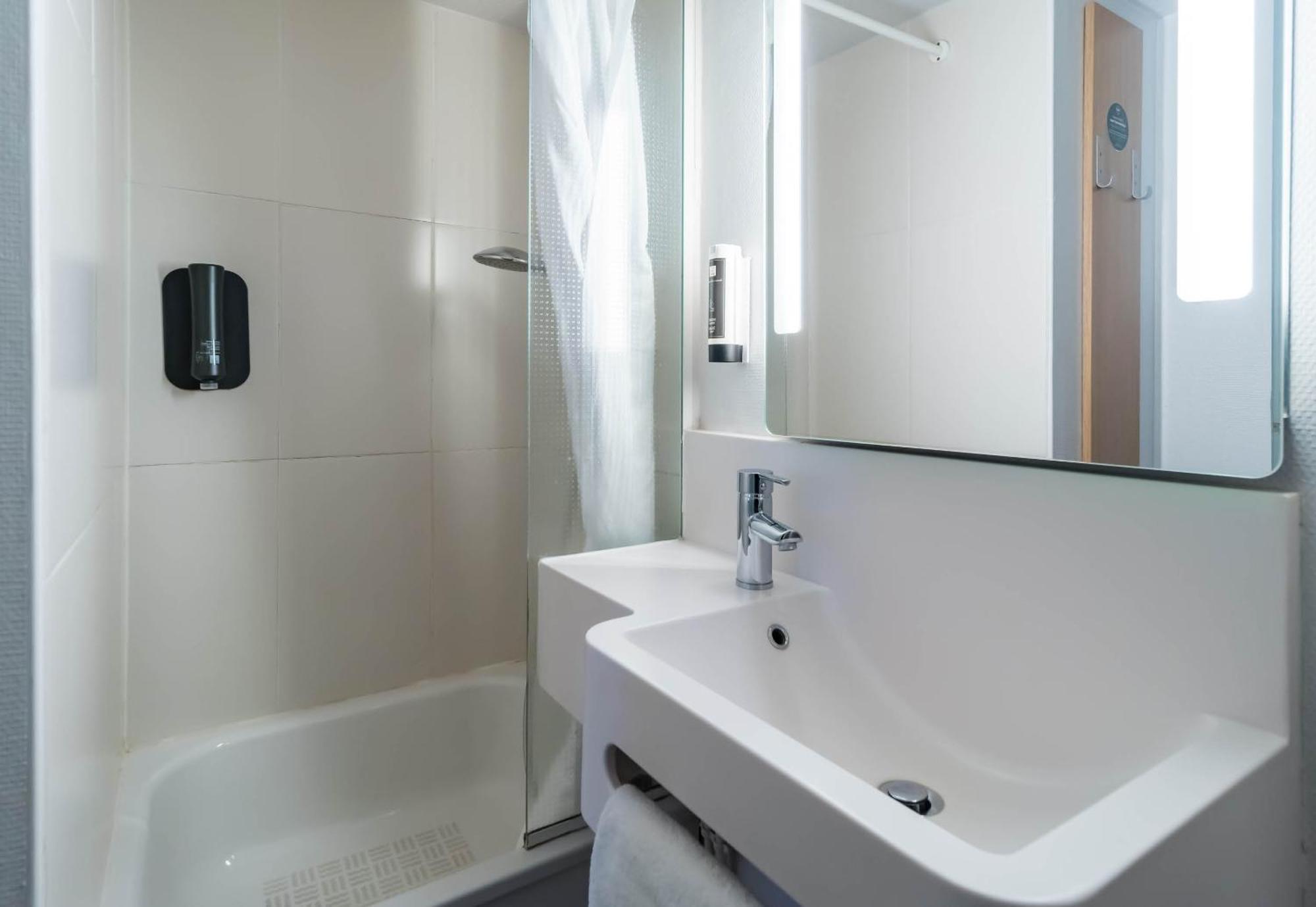 B&B Hotel Saint-Brieuc Tregueux Екстер'єр фото