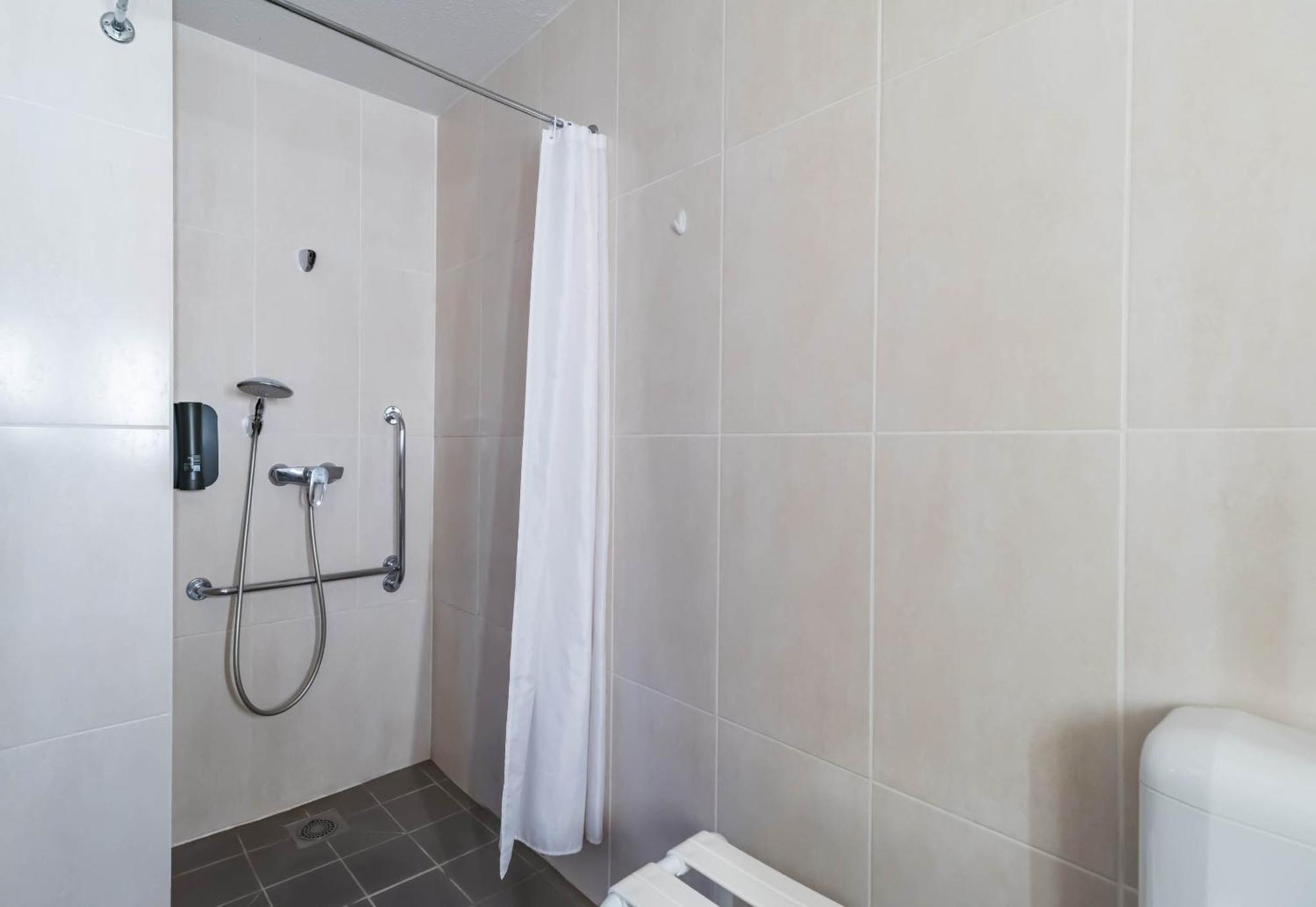 B&B Hotel Saint-Brieuc Tregueux Екстер'єр фото